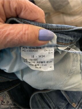 Levi's Women's Medium Blue Denim Jeans